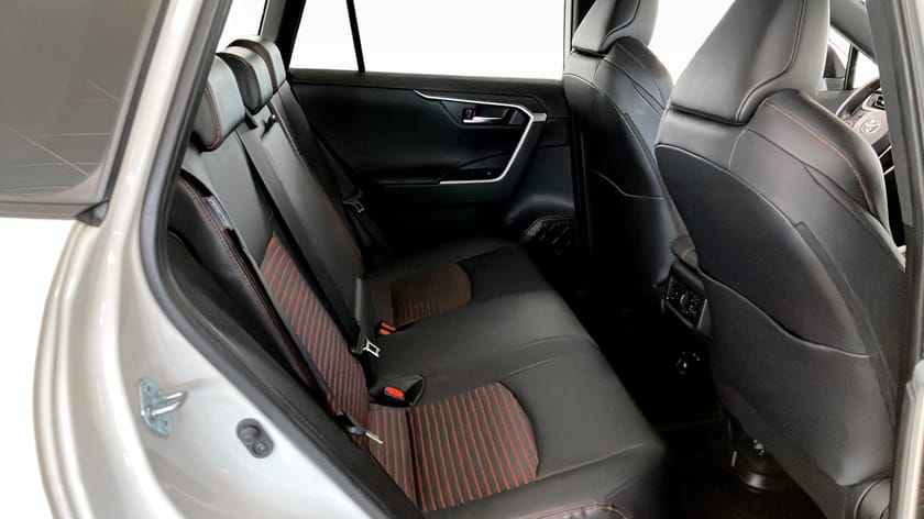 Bild 5 av Toyota RAV4 Plug-in Hybrid PHEV X-EDITION 306HK DRAG KAMERA
