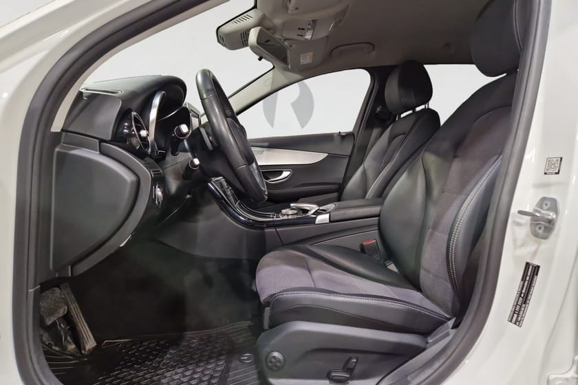 Bild 3 av Mercedes-Benz C 180 T 156 HK AUT AVANTGARDE DRAG PDC 0.51L/MIL