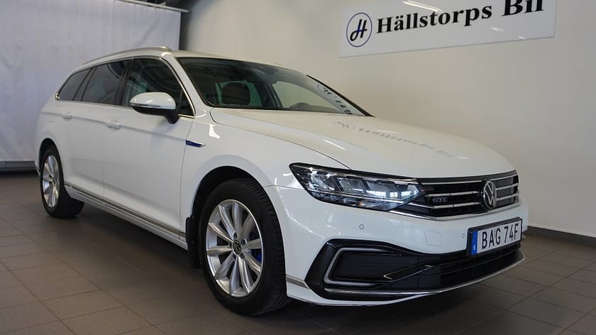 Bild 1 av Volkswagen Passat Sportscombi GTE 1.4 TSI EURO6/DRAGKROK/P-VÄRMARE