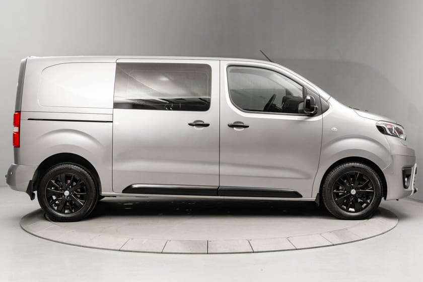 Bilde 5 av Toyota Proace 2,0 D 144 Comfort Black Pack L1H1 THB aut