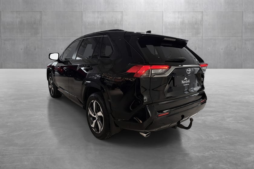 Bilde 3 av Toyota RAV4 Plug-in Hybrid Active Tech / Hengerfeste / LED-bar ++