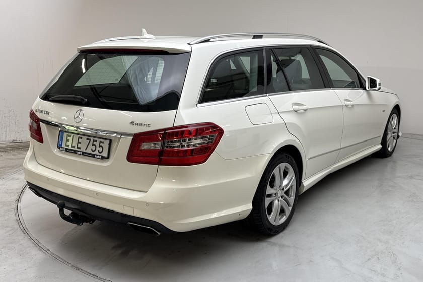 Bild 3 av Mercedes-Benz E 350 T CDI 4MATIC BE Kombi (265hk) Avantgarde Drag