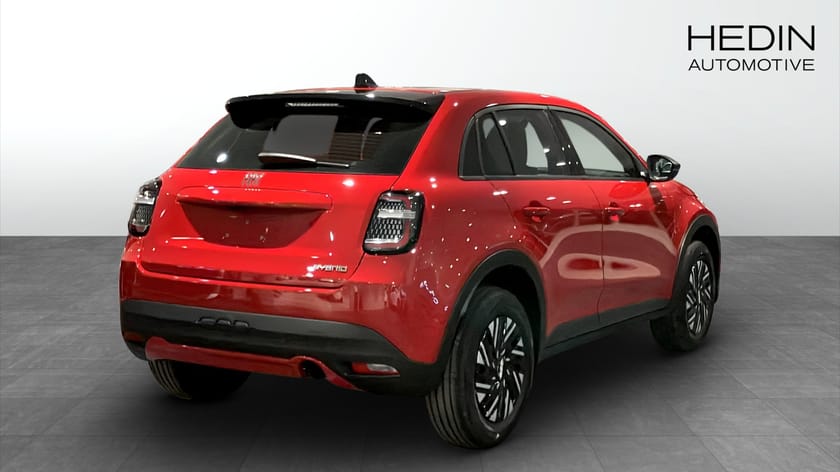 Bild 2 av Fiat 600 Hybrid HEV LOUNGE 1.2 110 HK DCT6 FWD