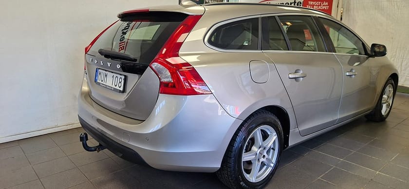 Bild 4 av Volvo V60 D2 Powershift Momentum Euro 5| 3,45%Ränta