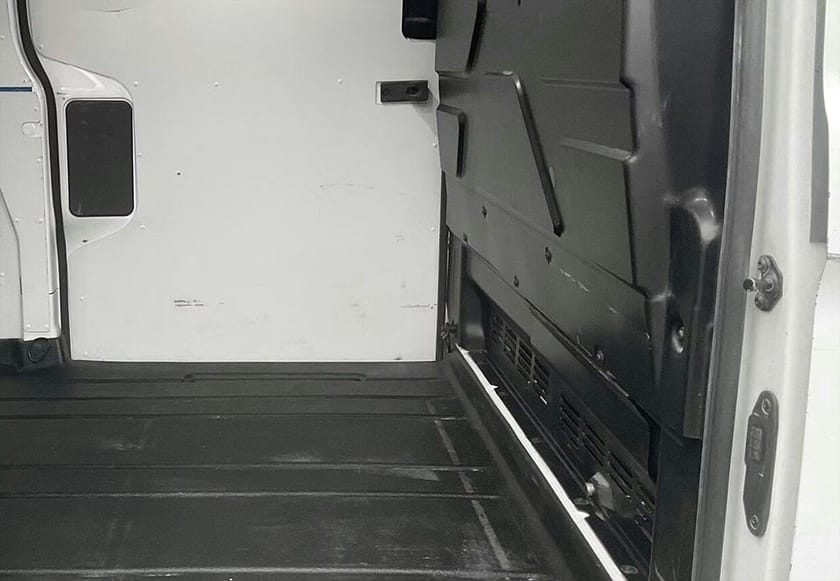 Bild 3 av Ford Transit Custom 300 2.0 Hybrid 3-sits Kamera Värmare