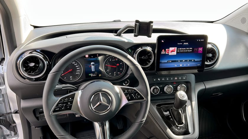 Bild 4 av Mercedes-Benz Citan 112 CDI Silver Arrow Edition