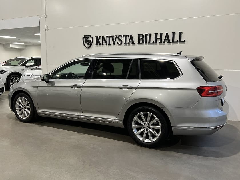 Bild 2 av Volkswagen Passat Sportscombi 2.0 TDI 4Motion DSG GT Värmare Drag 190hk