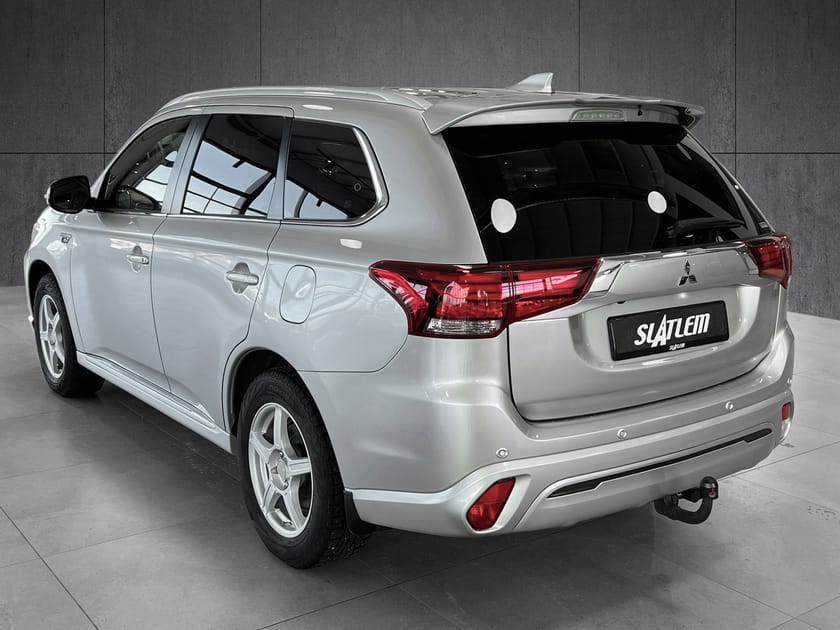 Bilde 3 av Mitsubishi Outlander PHEV 4WD Instyle +, krok, rattvarme, Nybilgaranti++