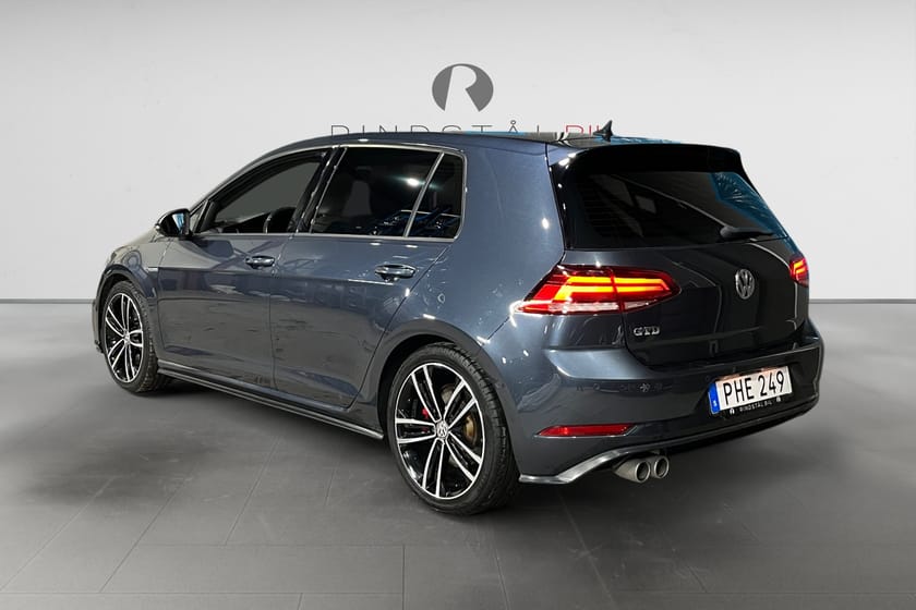 Bild 5 av Volkswagen Golf  GTD 184 HK DSG D-VÄRM DYNAUDIO COCKPIT LED BACKKAMERA