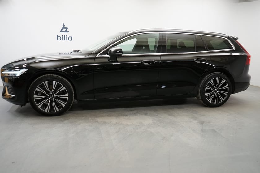 Bild 2 av Volvo V60 Recharge T6 Core Edition, Dragkrok, on call