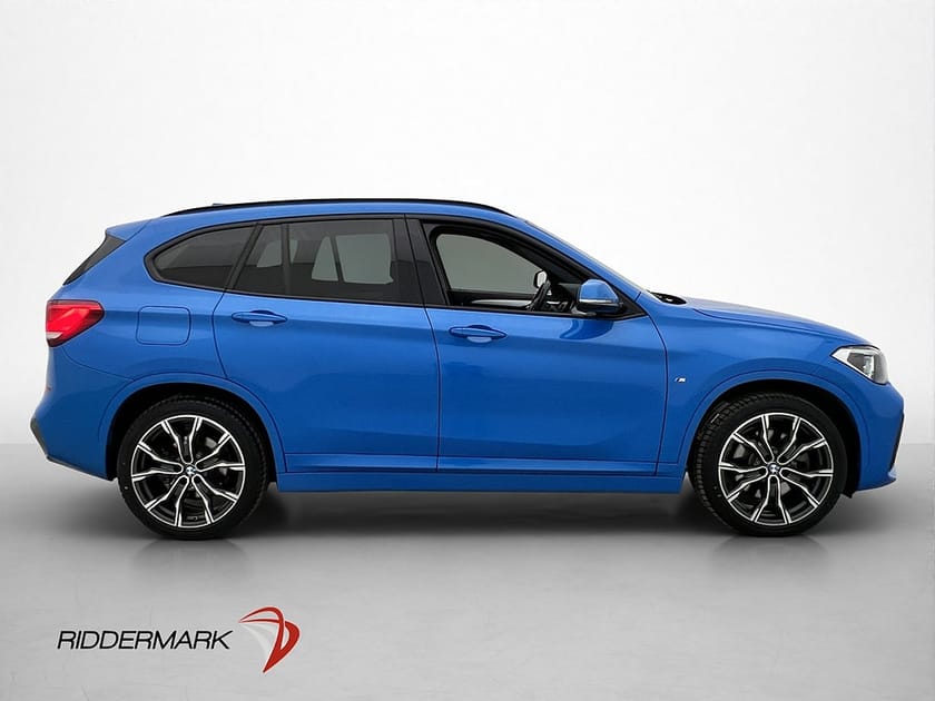 Bild 4 av BMW X1 xDrive25e M Sport Pano H/K HUD Skinn Drag Kamera Navi