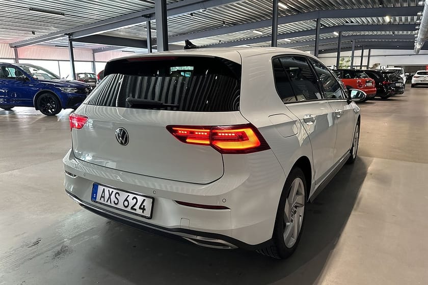 Bild 4 av Volkswagen Golf GTE 1.4 TSI 245hk Navi Cockpit BT PDC