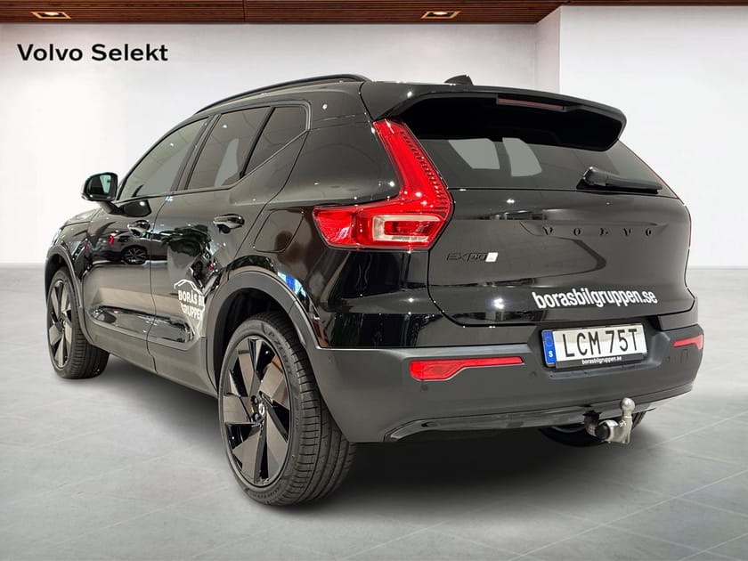 Bild 2 av Volvo EX40 Twin Motor Performance M Ultra Black Edt - Demo
