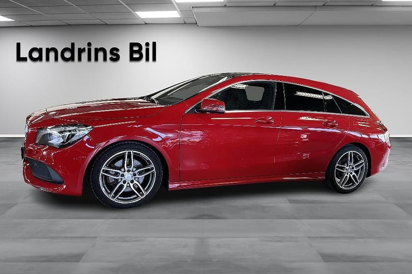 Bild 4 av Mercedes-Benz CLA 220 d 4MATIC Shooting Brake Brake/AMG Line /Glastak/Värmare