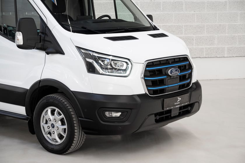 Bilde 3 av Ford E-Transit 350 68kWt 269hk L4H3 Trend