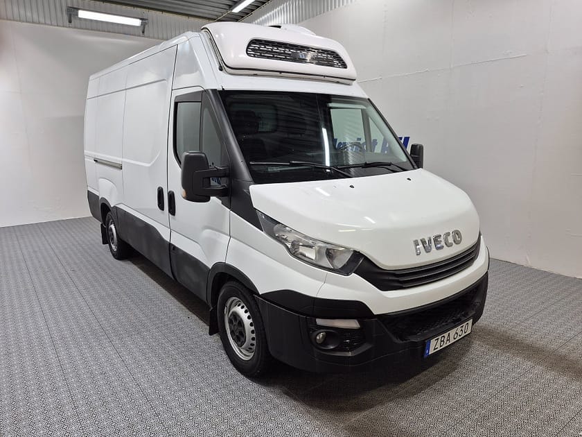 Bild 3 av Iveco Daily 35-140 Van HÖGSKÅP MED KYLA JTD 136HK