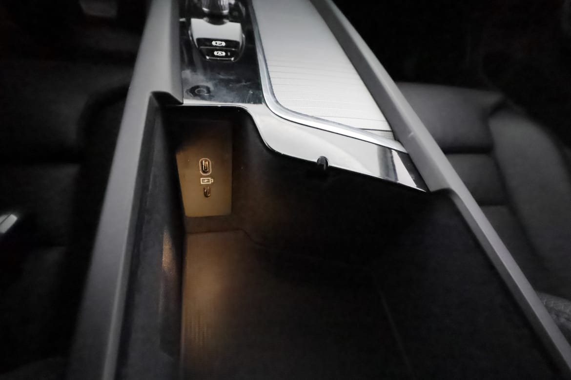 Volvo XC60 2023 - miniatyr 32