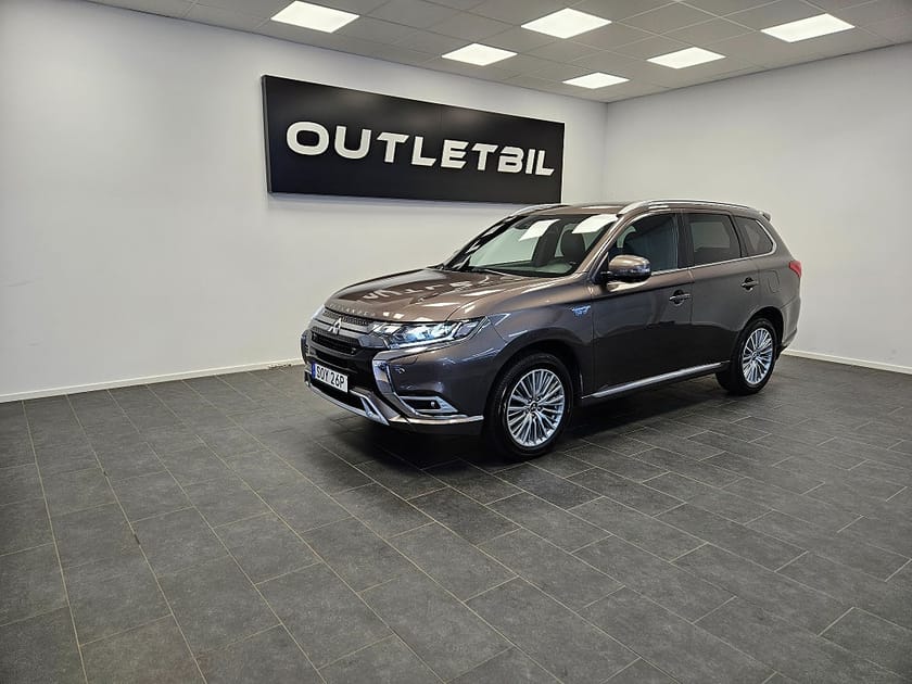 Bild 1 av Mitsubishi Outlander PHEV 224hk CVT Business Läder Backkamera Drag