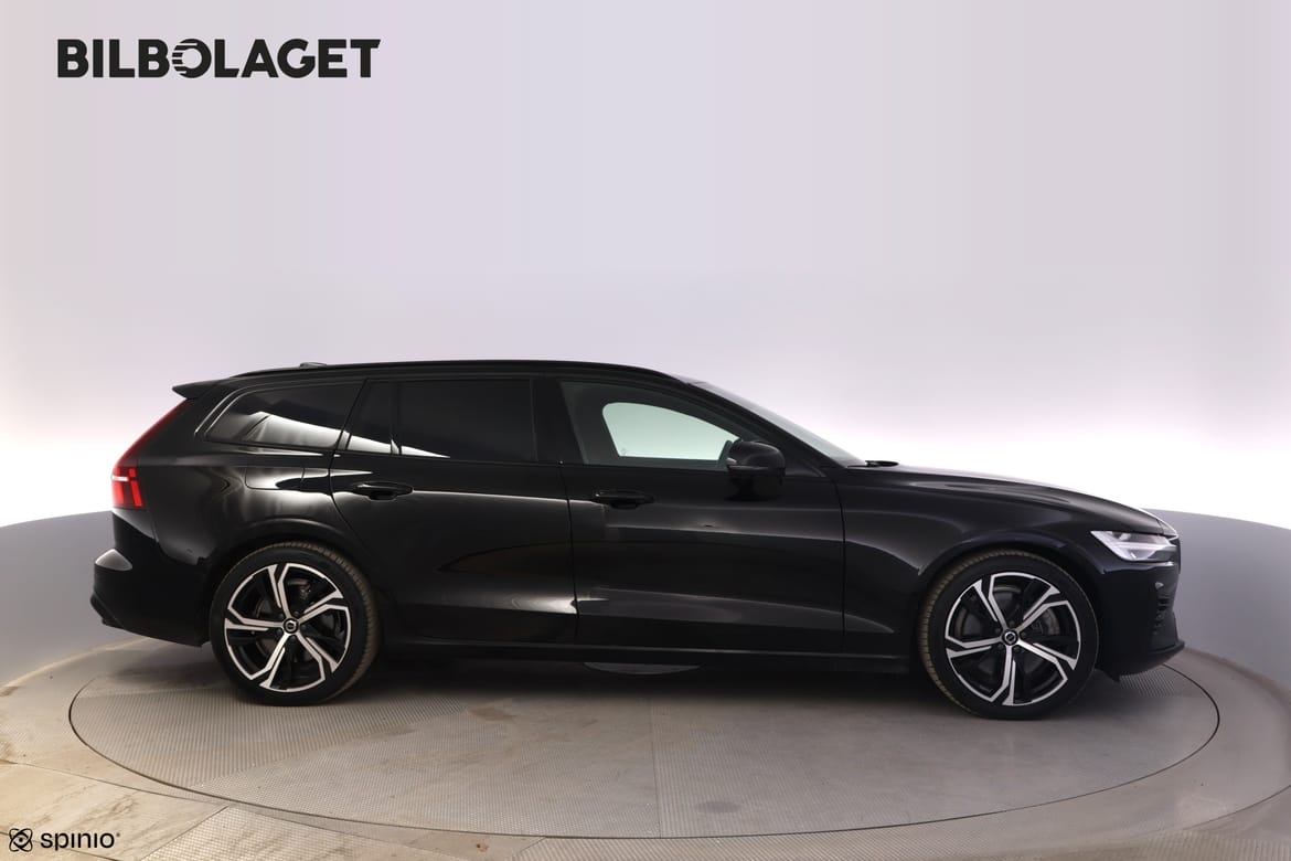 Volvo V60 2023 - miniatyr 2