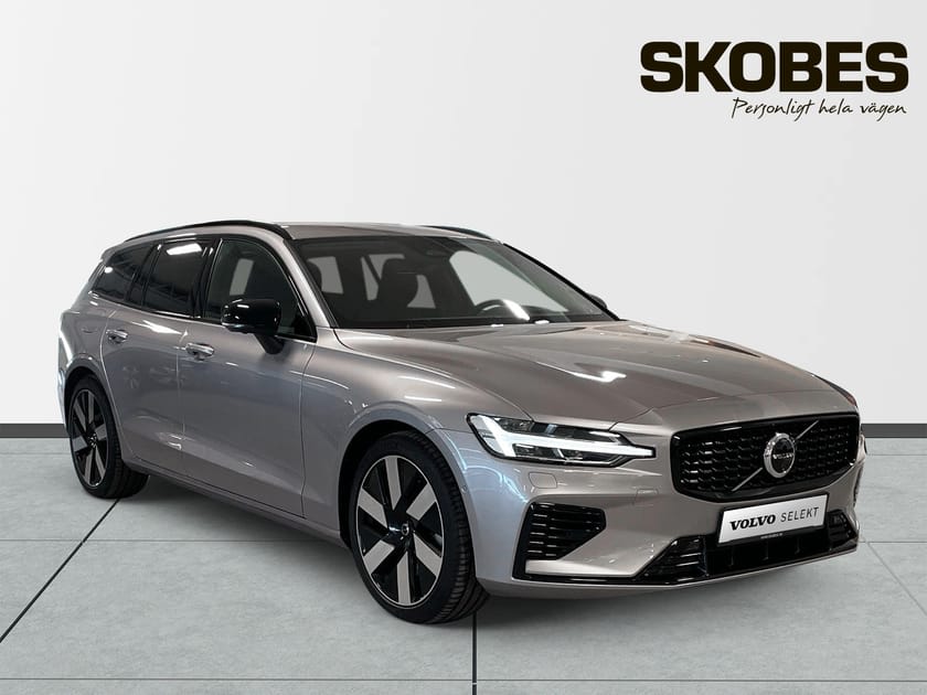 Bild 1 av Volvo V60 T6 Plus Dark Nordic Edition