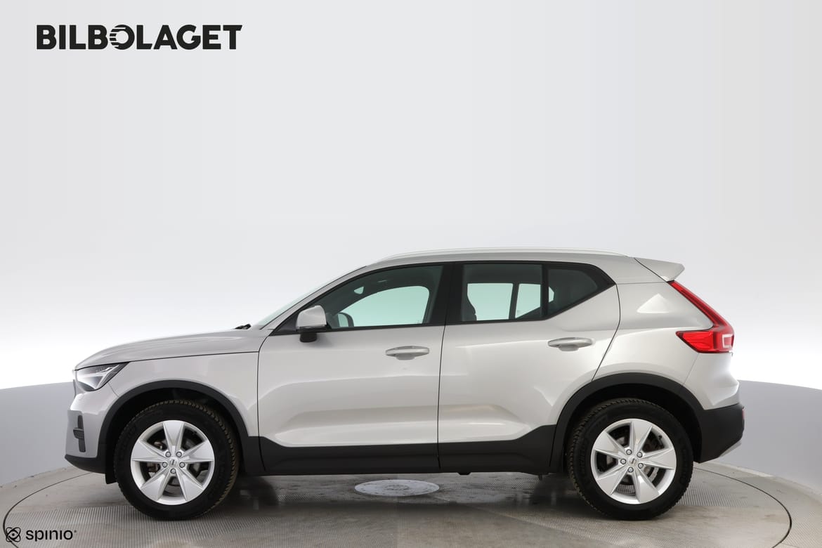 Volvo XC40 2023 - miniatyr 2