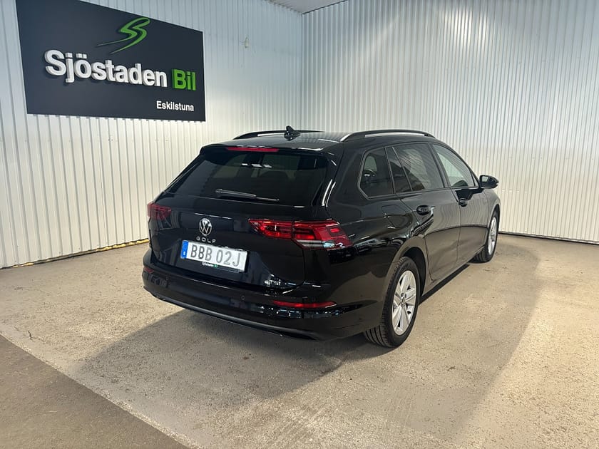 Bild 4 av Volkswagen Golf Sportscombi 1.5 eTSI ACT Kamera Drag Bluetooth