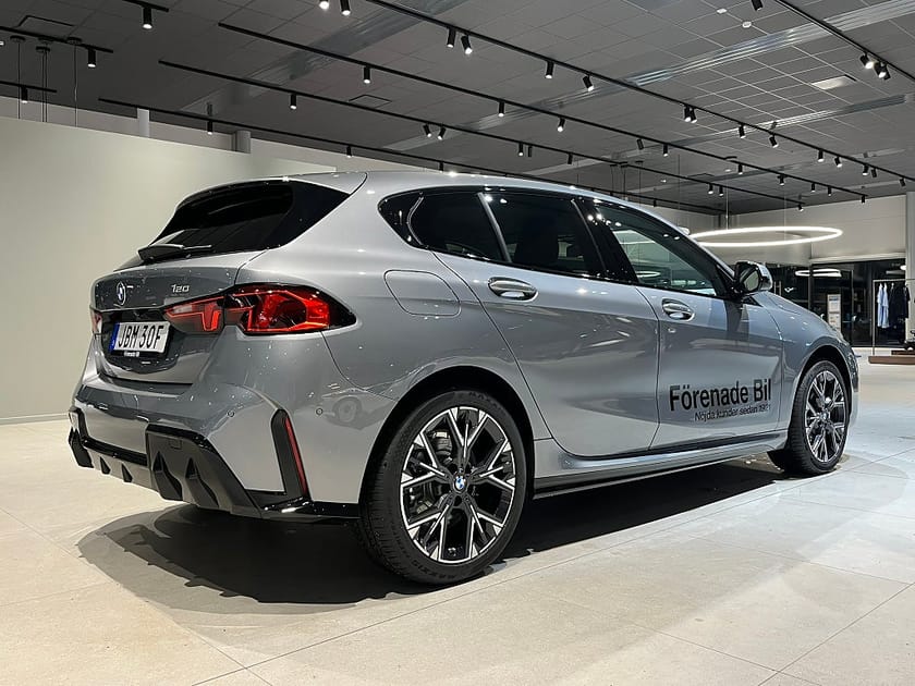 Bild 4 av BMW 120 M-Sport Design Rattvärme Driving Assistant Plus 4,95%