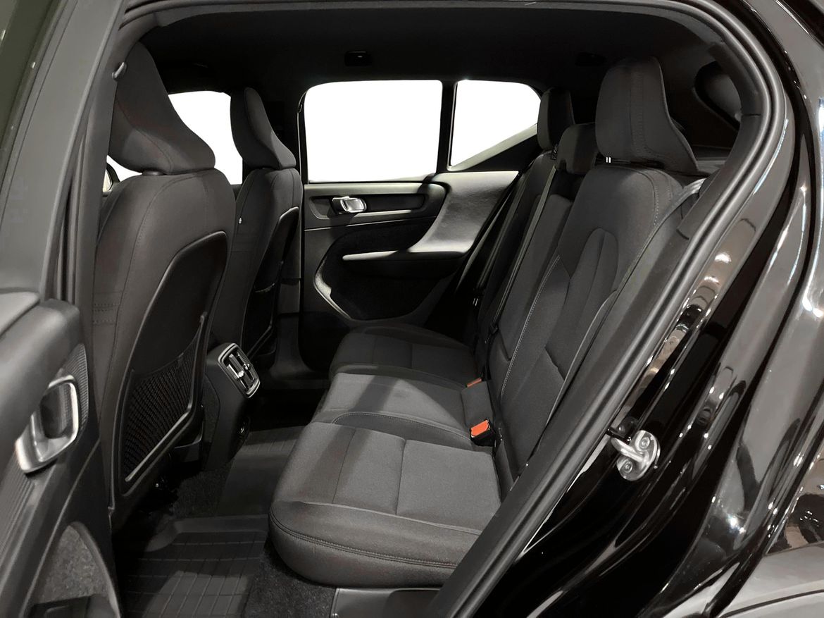 Volvo XC40 2023 - miniatyr 7