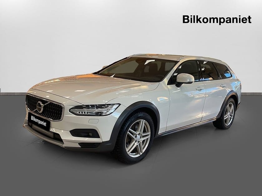 Bild 1 av Volvo V90 Cross Country B4 AWD Geartronic Momentum (Vinterhjul, Dragkrok)