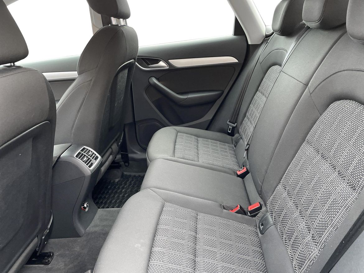 Audi Q3 2018 - miniatyr 7