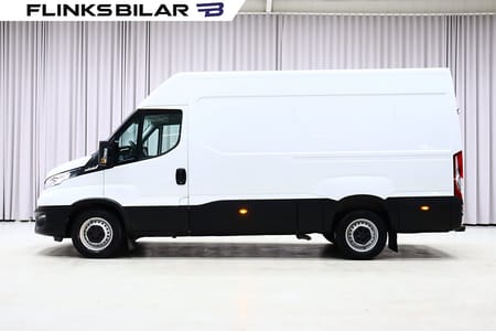 Iveco Daily 35-140 Van 136HK Automat|Webasto|3.5Tondragvikt|Lågmil|Momsbil