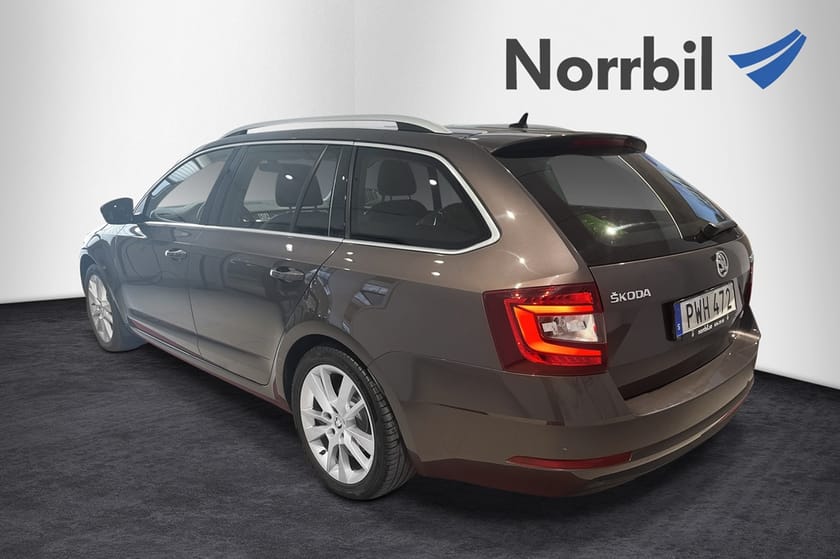 Bild 3 av Škoda Octavia Kombi Style TDI 2.0 4x4, Drag, Värmare
