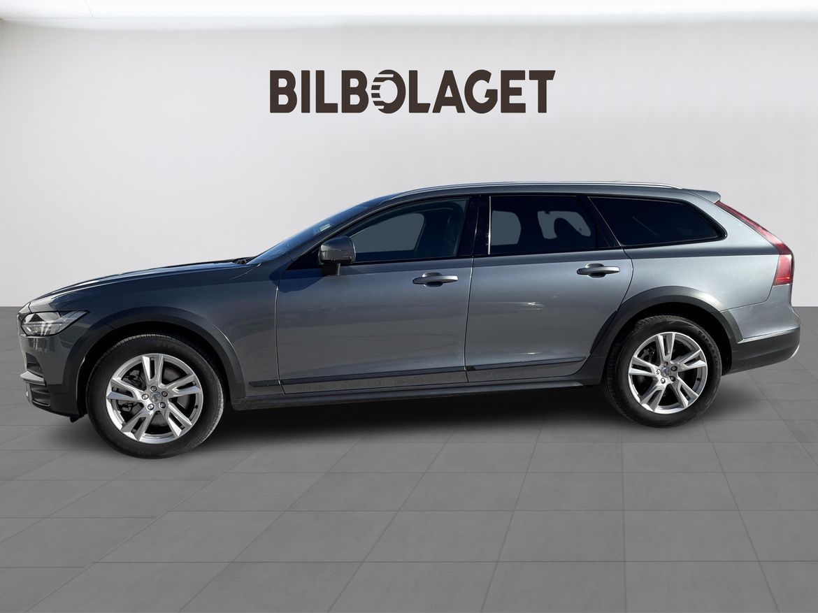 Volvo V90 2019 - miniatyr 2