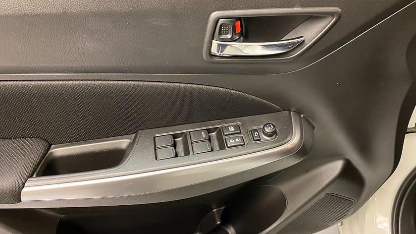 Bild 4 av Suzuki Swift 1.2 Backkamera, Adaptiv farthållare, Navi