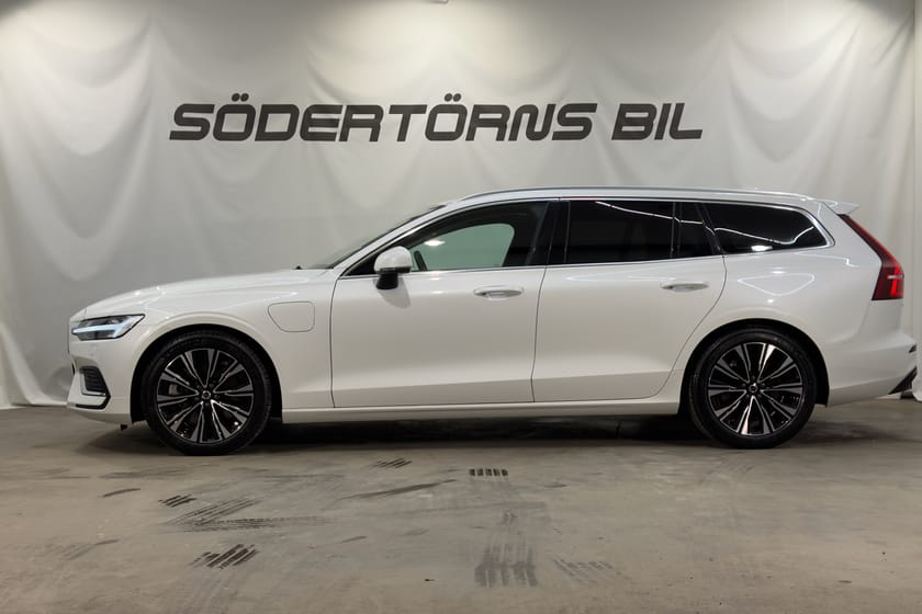 Bild 3 av Volvo V60 Recharge T6 AWD CORE DRAG GOOGLE 1 ÄGARE MOMSBIL
