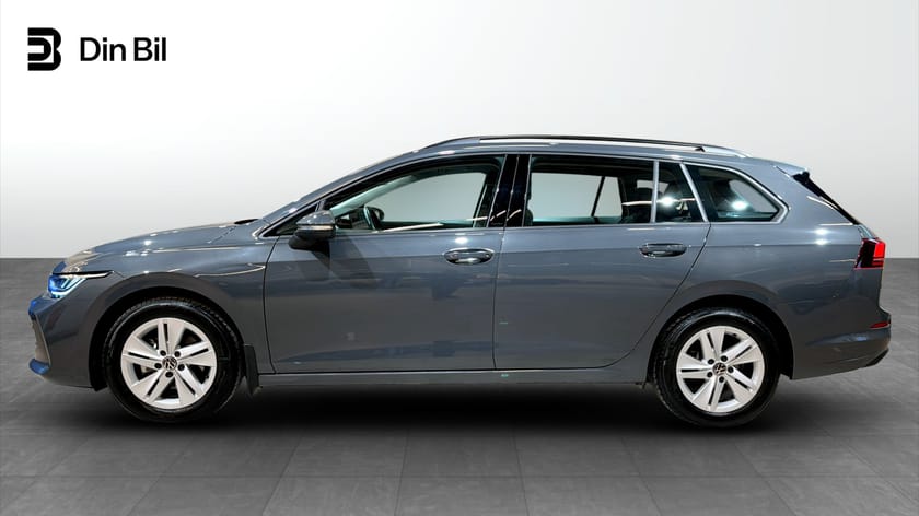 Bild 2 av Volkswagen Golf Sportscombi eTSI150 DSG Drag/P-värmare