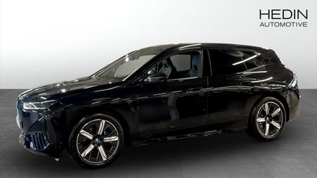 BMW iX xDrive40 Sport Line Head-up Förarassistent Drag Laserljus