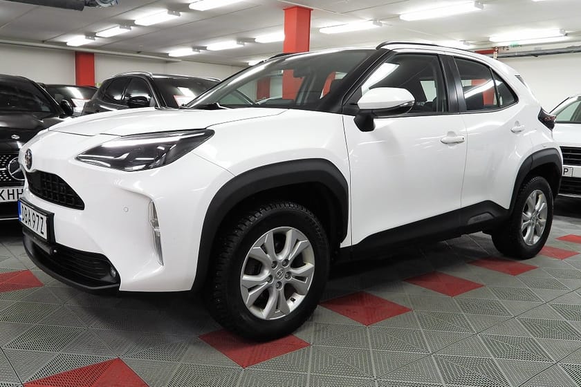 Bild 2 av Toyota Yaris Cross Hybrid e-CVT Active SoV Hjul Carplay Kamera MOMS