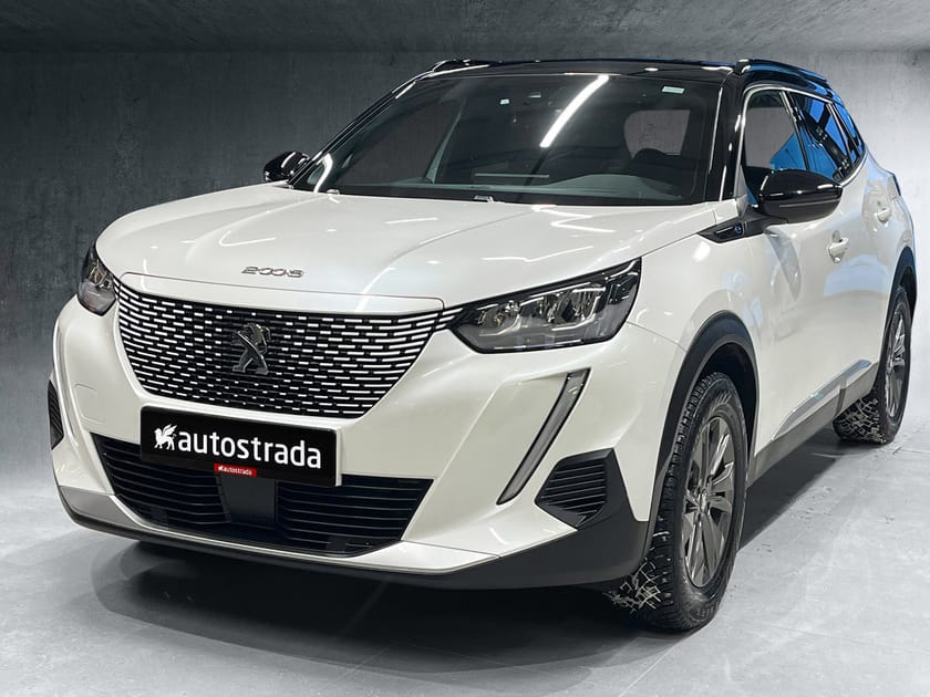 Bilde 2 av Peugeot e-2008 ALLURE, NAVIGASJON, ADAPTIVE CRUISE