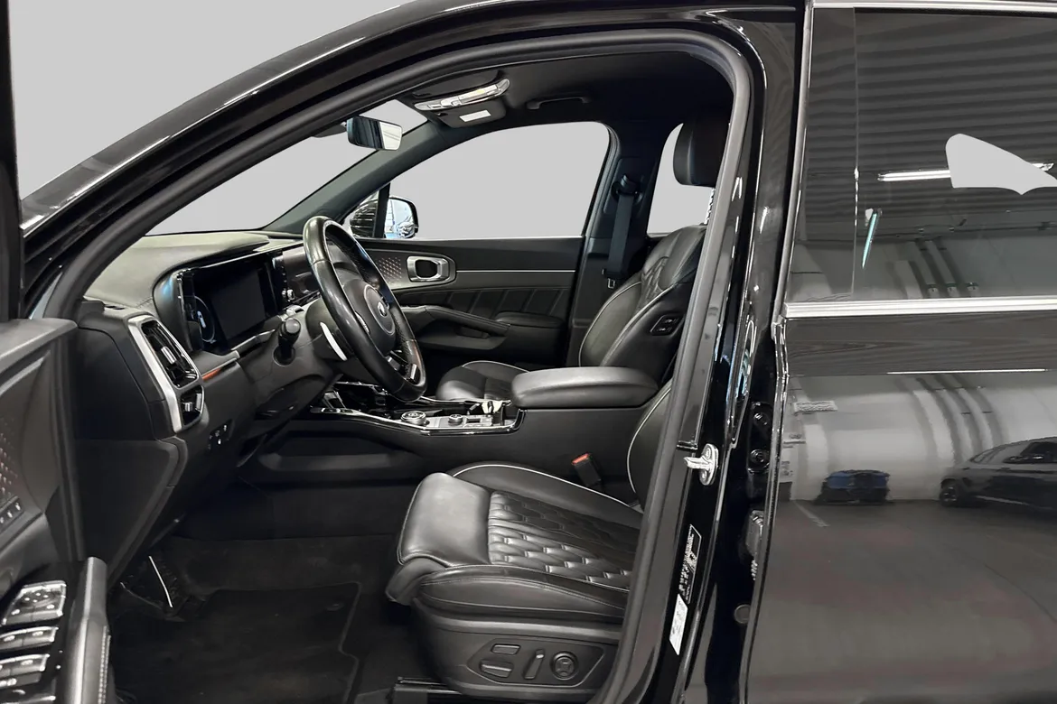 picture of a car