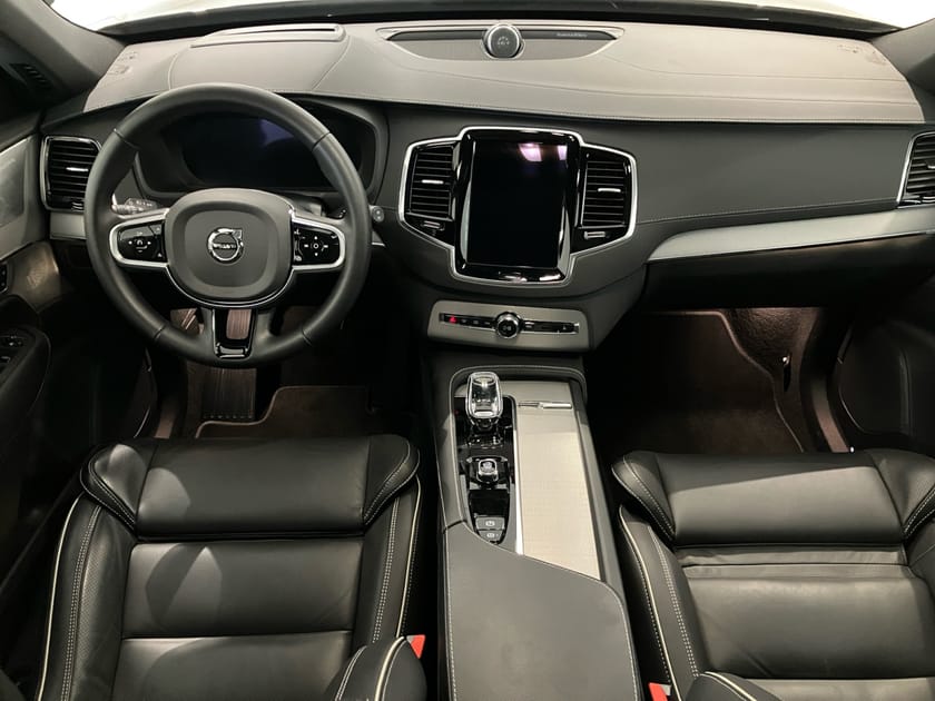 Bild 5 av Volvo XC90 7-seater T8 Ultra Dark Edition | Drag | B&W | HUD | 360° | Luftfjädring |