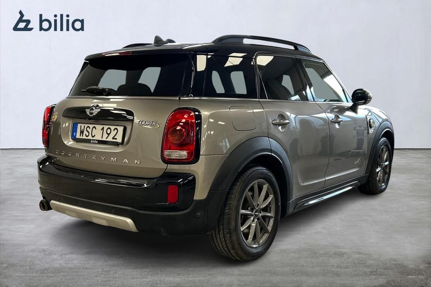 Bild 5 av MINI Countryman Cooper SE ALL4 Pepper JCW H/K Pano Loungepkt