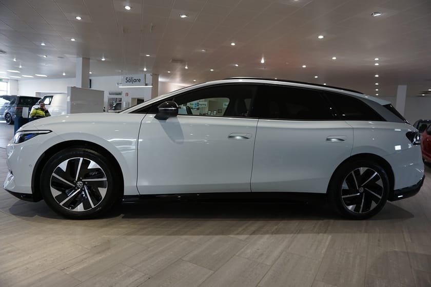 Bild 2 av Volkswagen ID.7 Pro Tourer Edition 77kWh 286hk