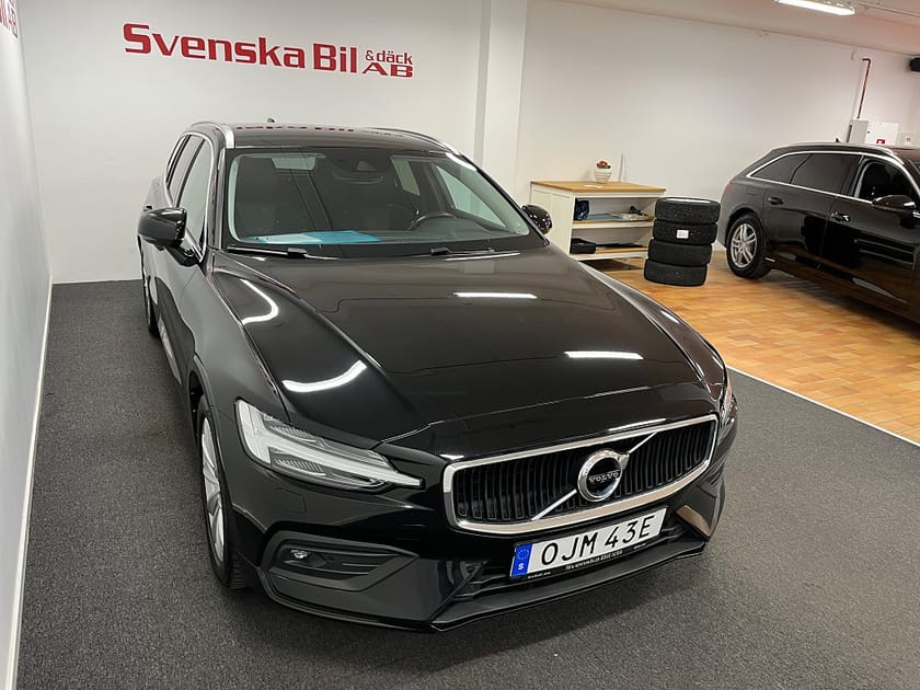 Bild 3 av Volvo V60 D3 AWD AUT Momentum (Drag+värmare) 2.99% Ränta