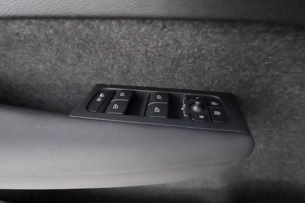 Volvo XC40 2024 - miniatyr 14