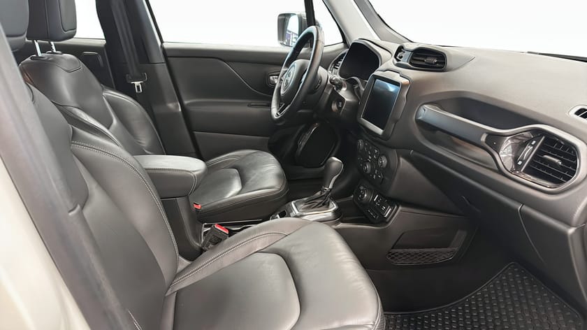 Bild 3 av Jeep Renegade 4xe PHEV S 240HK AT6