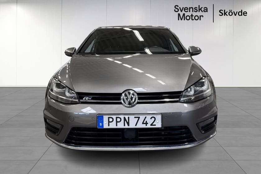 Bild 2 av Volkswagen Golf R-LINE GT Premium Dieselvärmare Dragkrok Backkamera