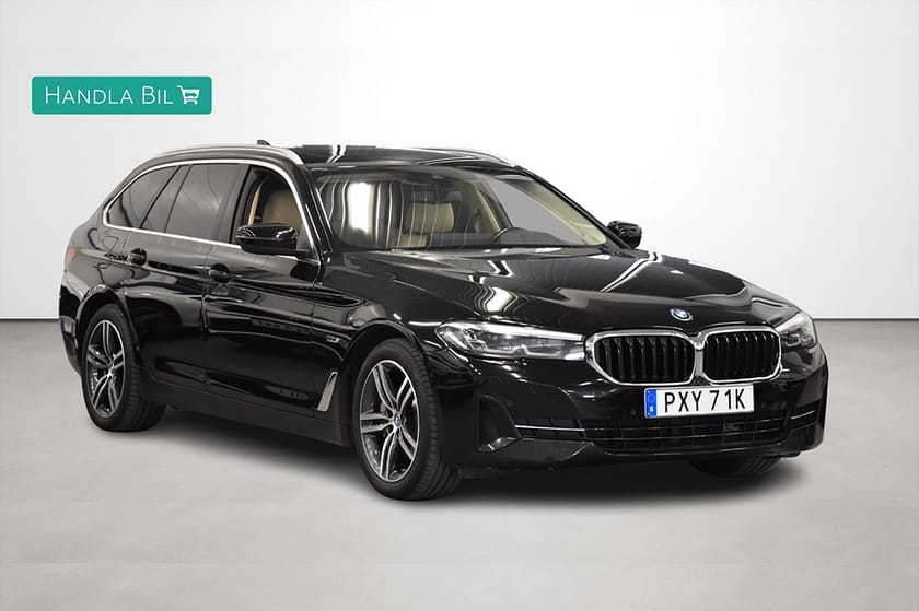 Bild 4 av BMW 530e Touring Plug-in Pano Skinn P-värm Navi Dragkrok Moms