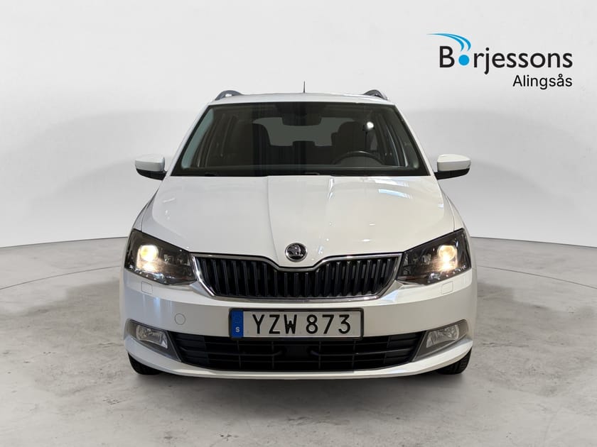 Bild 4 av Škoda Fabia Kombi Style TSI 95hk Apple Carplay & Sensorer