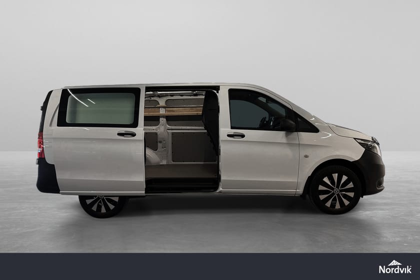 Bilde 4 av Mercedes-Benz Vito 116 CDI 4x4 3.0t 163hk/4x4/aut/2 Komforseter/Dieselvarmer/LED Ekstralys